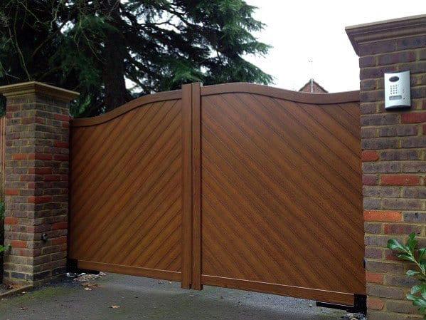 25-Cool-Garden-Wooden-Gates-17.jpg