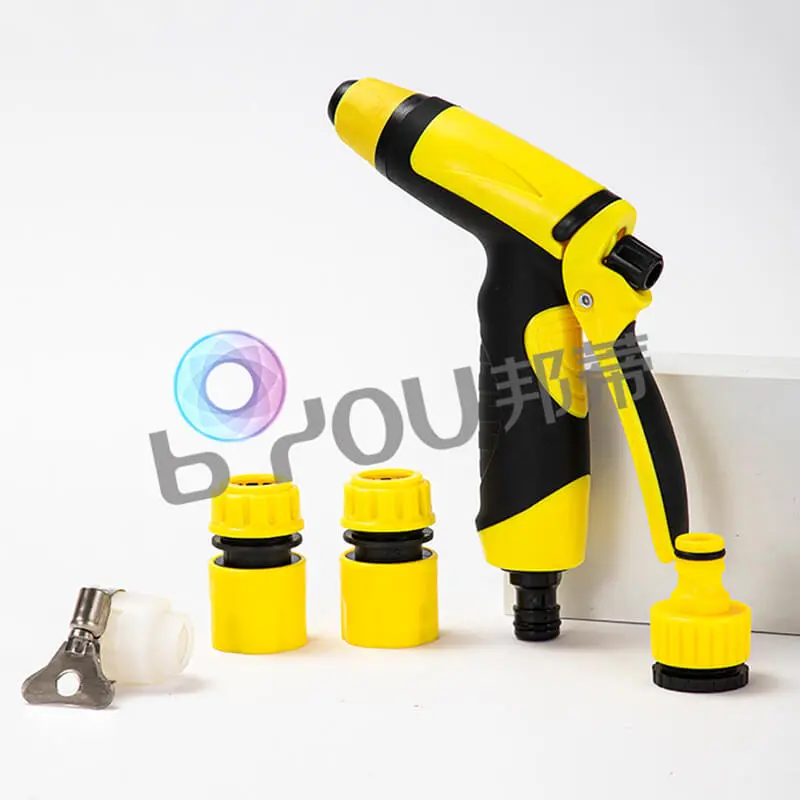 water-hose-quick-connect-and-garden-hose-sprayer-gun-1